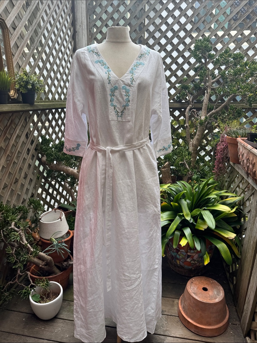 Andie White Midi Dress with Light Blue Floral Embroidery/ Tie Waist.  SMALL NWT